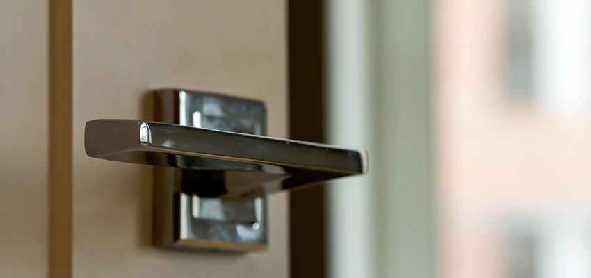 Door Lever Knob Repair in Delhi, California