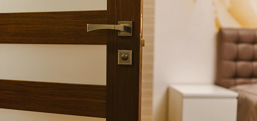 Door Lever Troubleshooting in Delhi, CA