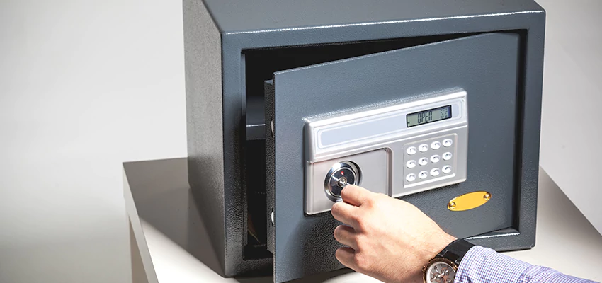 Jewelry Safe Unlocking Service in Delhi, California