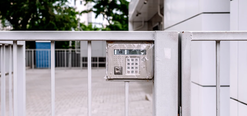 Gate Locks For Metal Gates in Delhi, California