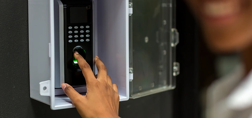 Eye Scan Biometric Entry Systems Maintenance in Delhi, California