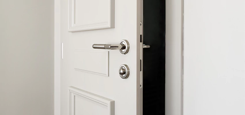 Folding Bathroom Door With Lock Solutions in Delhi, CA