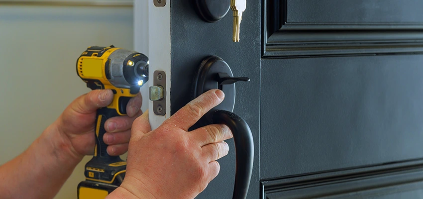 Sliding Door Lock Repair in Delhi, CA
