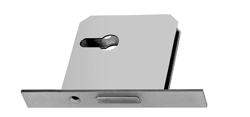 Fix A Deadbolt Door Lock in Delhi, California